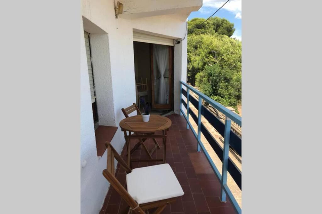 El Faro Apartaments Platja Llarga-Les Salines-Tgn Tarragona Dış mekan fotoğraf