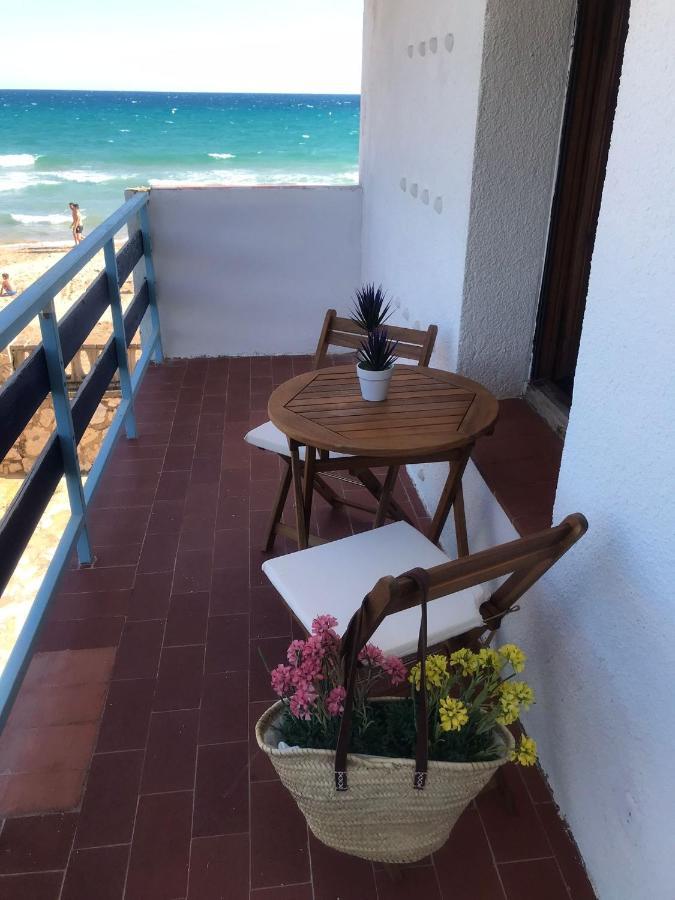 El Faro Apartaments Platja Llarga-Les Salines-Tgn Tarragona Dış mekan fotoğraf