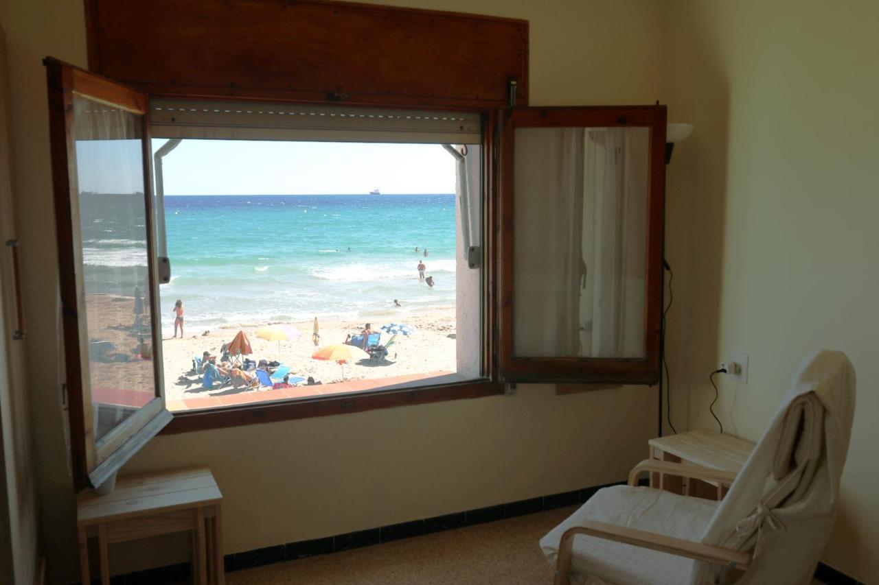 El Faro Apartaments Platja Llarga-Les Salines-Tgn Tarragona Dış mekan fotoğraf