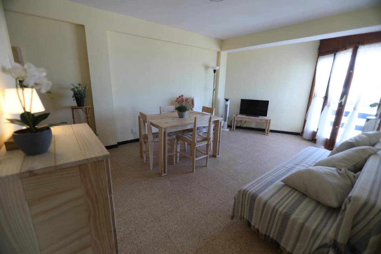 El Faro Apartaments Platja Llarga-Les Salines-Tgn Tarragona Dış mekan fotoğraf