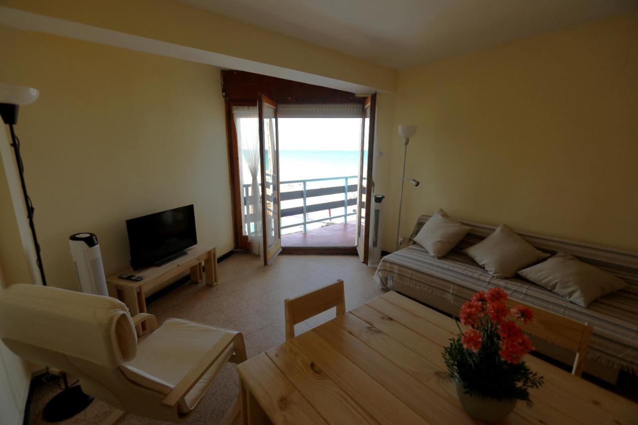 El Faro Apartaments Platja Llarga-Les Salines-Tgn Tarragona Dış mekan fotoğraf